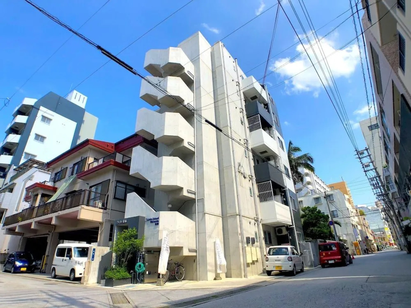 Little Island Okinawa Asahibashi