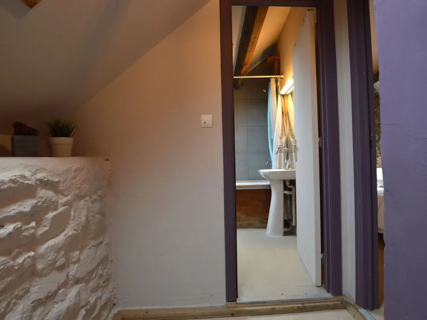 Splendid Cottage in Ferrières With Terrace, Garden, BBQ