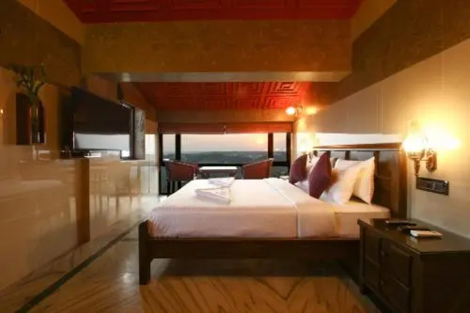 Hill Top Luxury Villa - 3 BHK || Infinity Pool