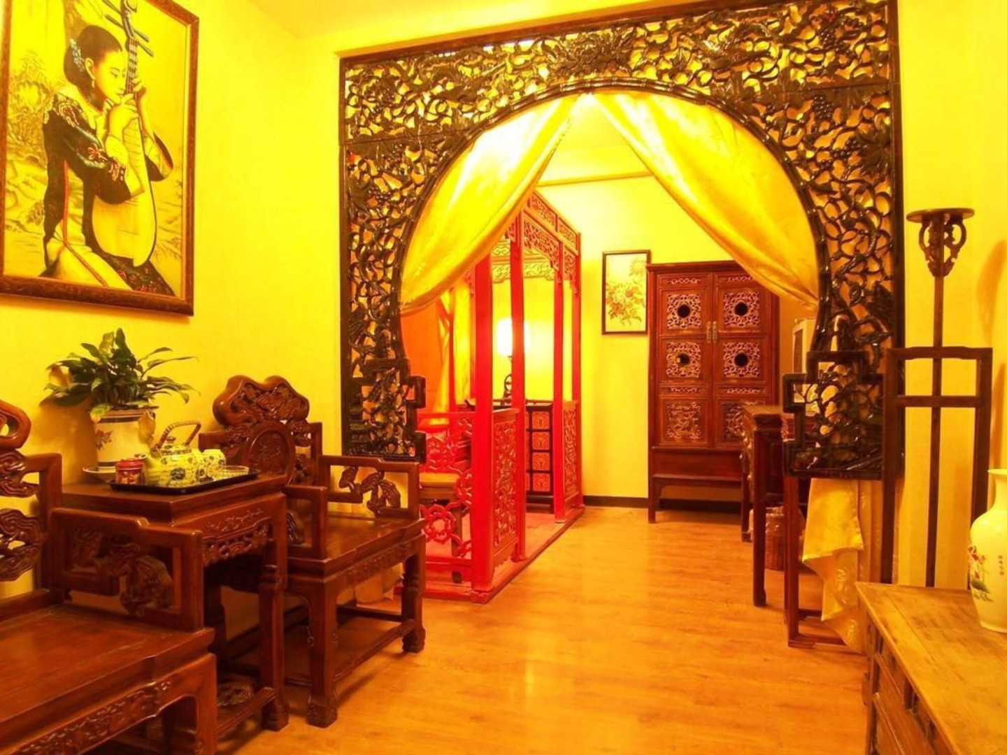 Double Happiness Beijing Courtyard Hotel