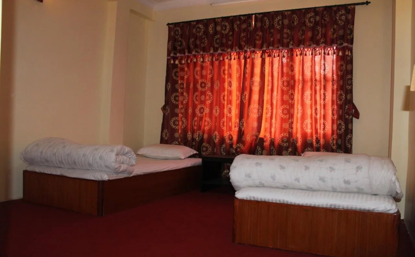 Pradhan House Homestay with Garden