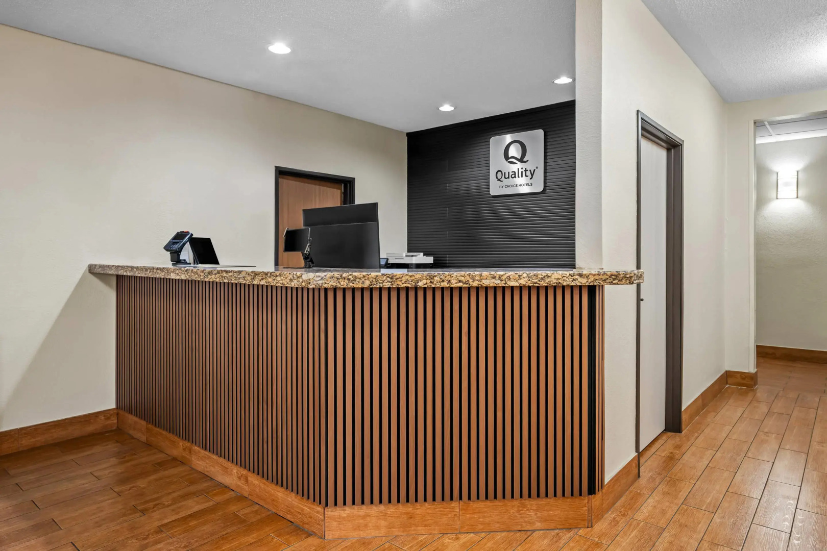 Quality Inn Dubuque on Hwy 20