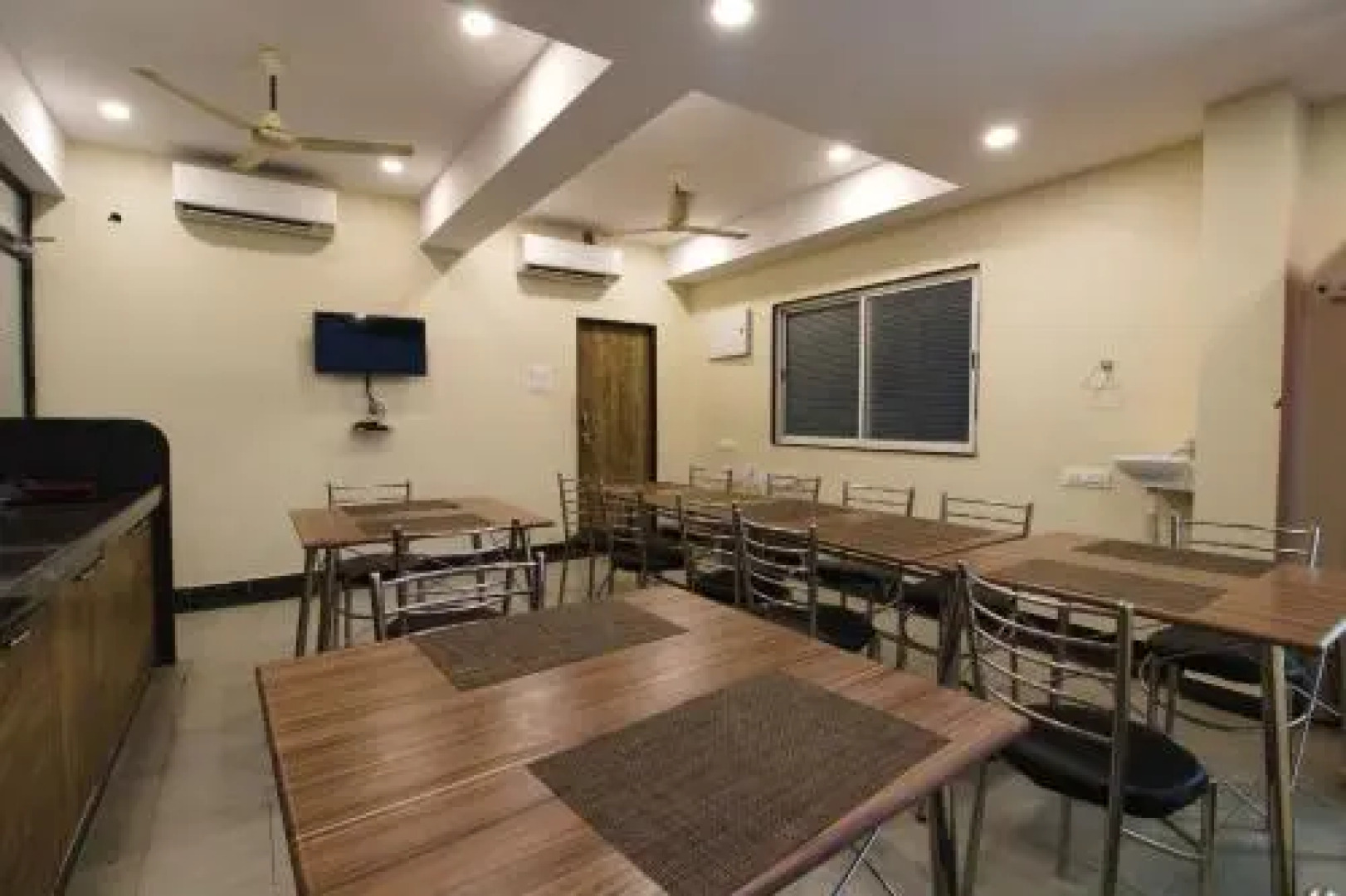 Hotel Star Zest House