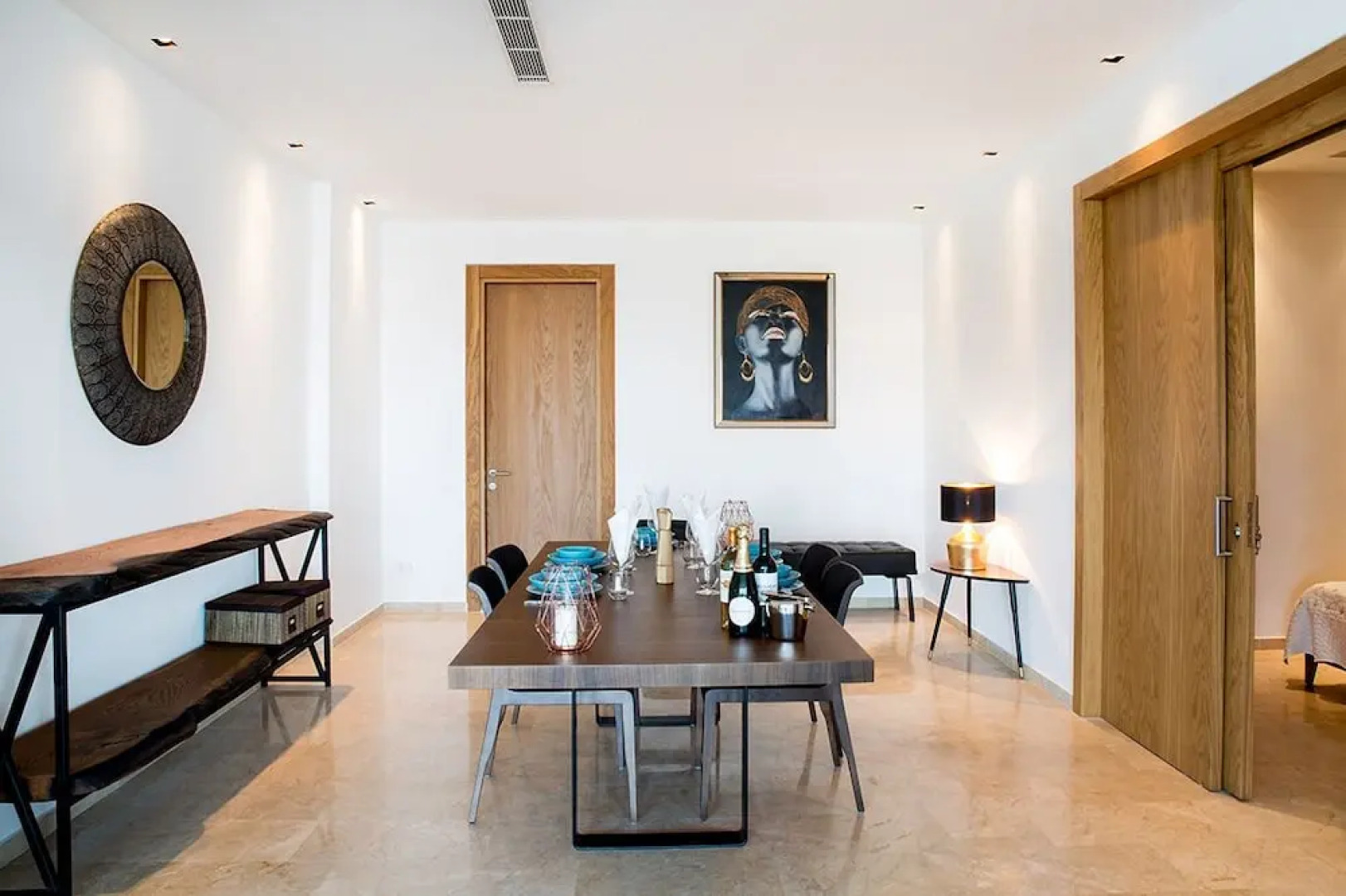 Important Group Villa Hills