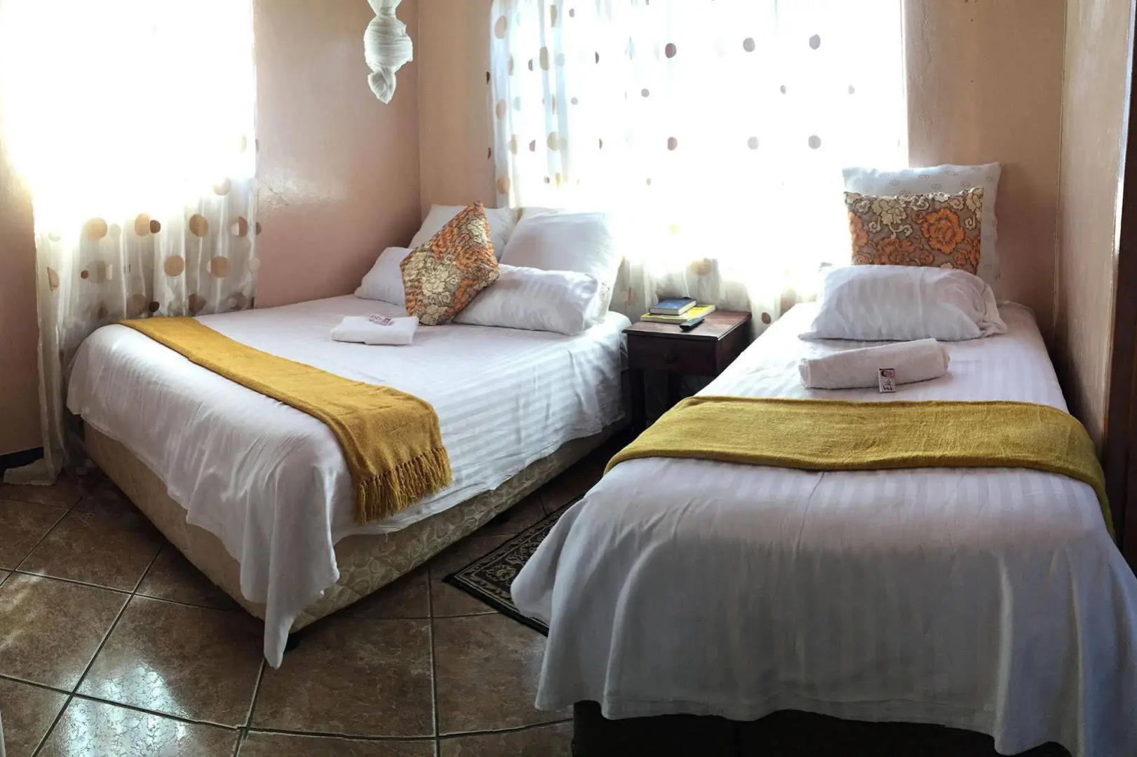 Woodlands Lodge & Tours