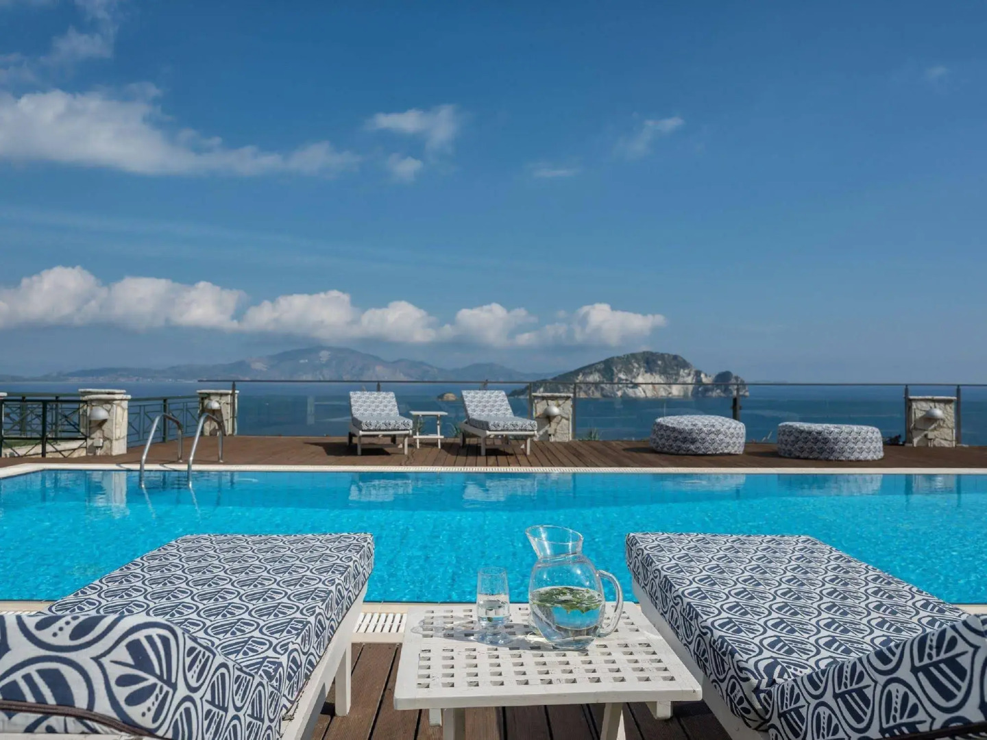 Serenus Luxury Villa