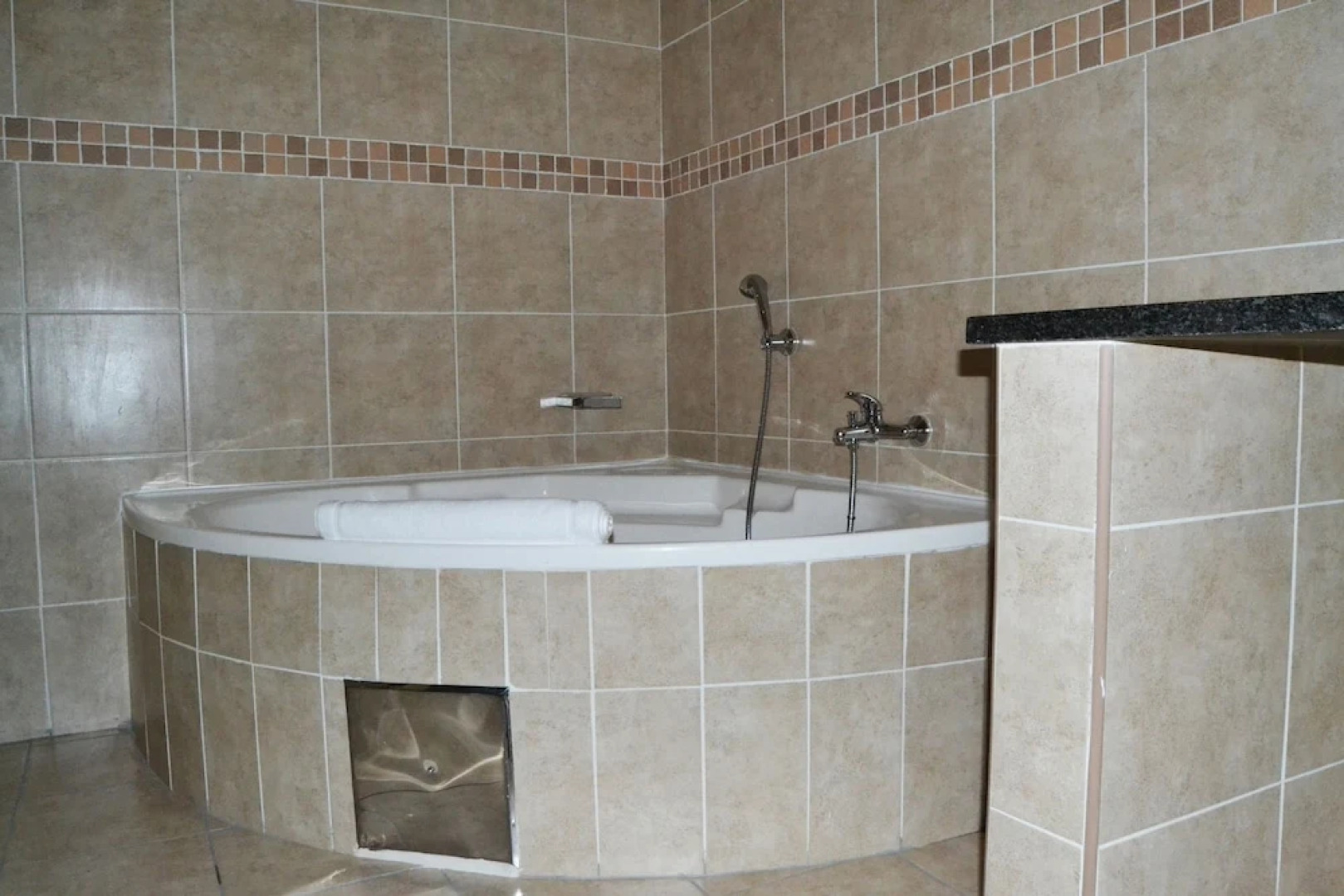 Thakadu Hotel, Casino & Conference Centre