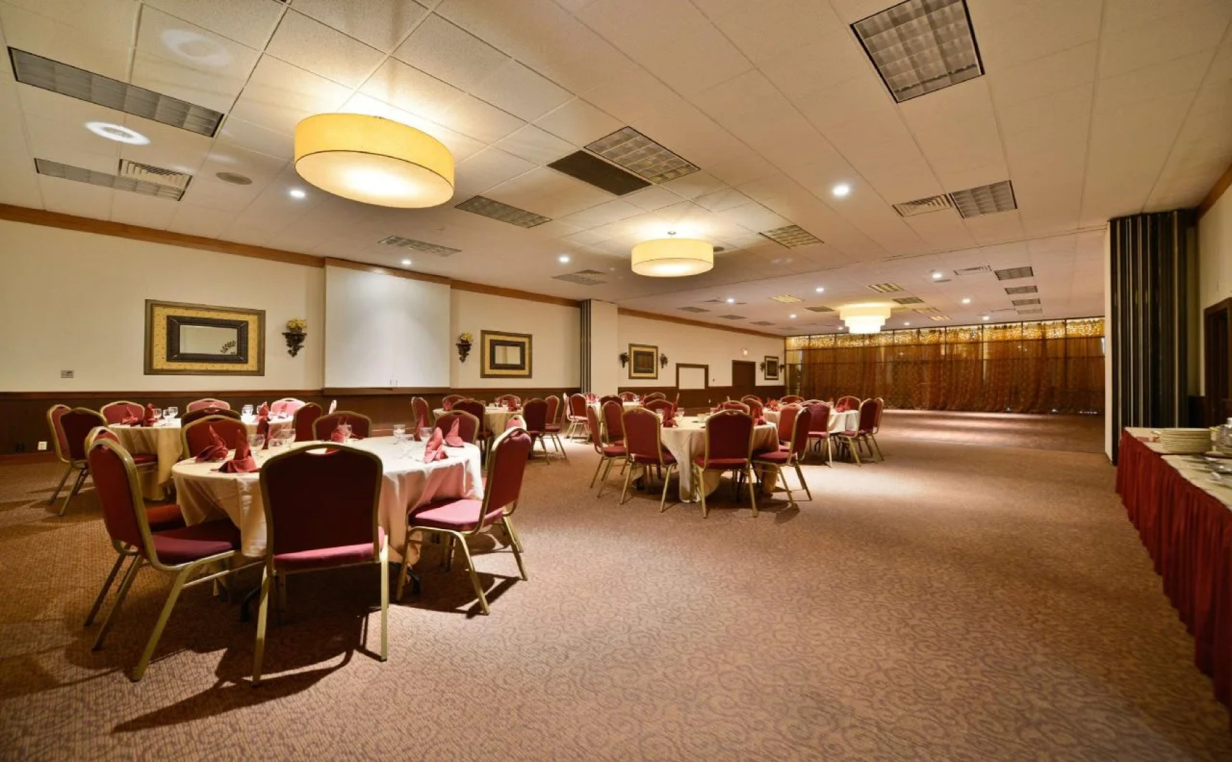 Pine Lake Resort and Banquets