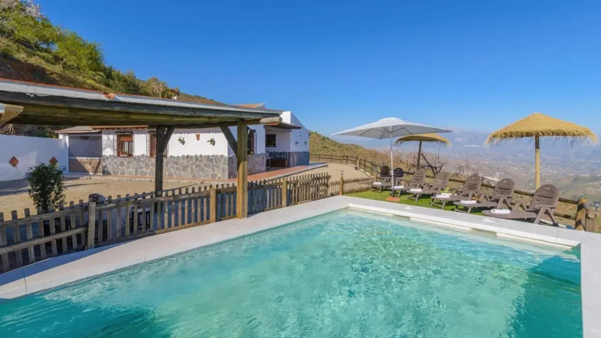 Cortijo La Envarra El Borge by Ruralidays