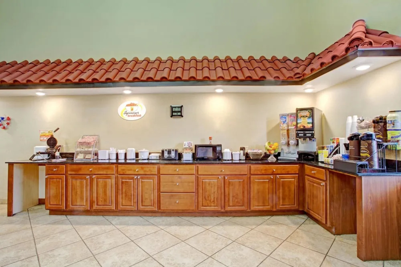 Super 8 by Wyndham Forrest City AR