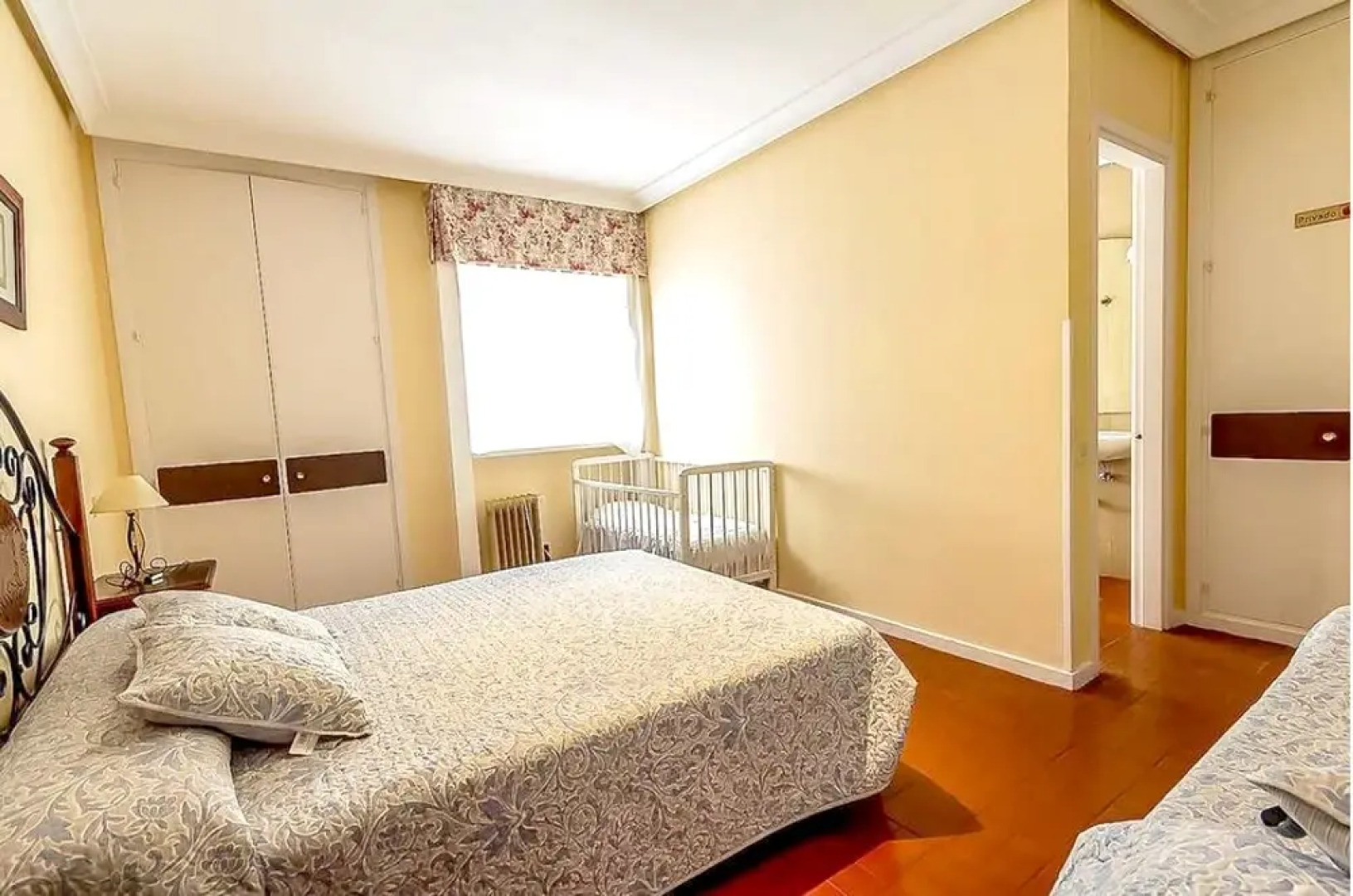 Villa With 5 Bedrooms in Valdecaballeros, With Wonderful Mountain View, Private Pool, Enclosed Garden