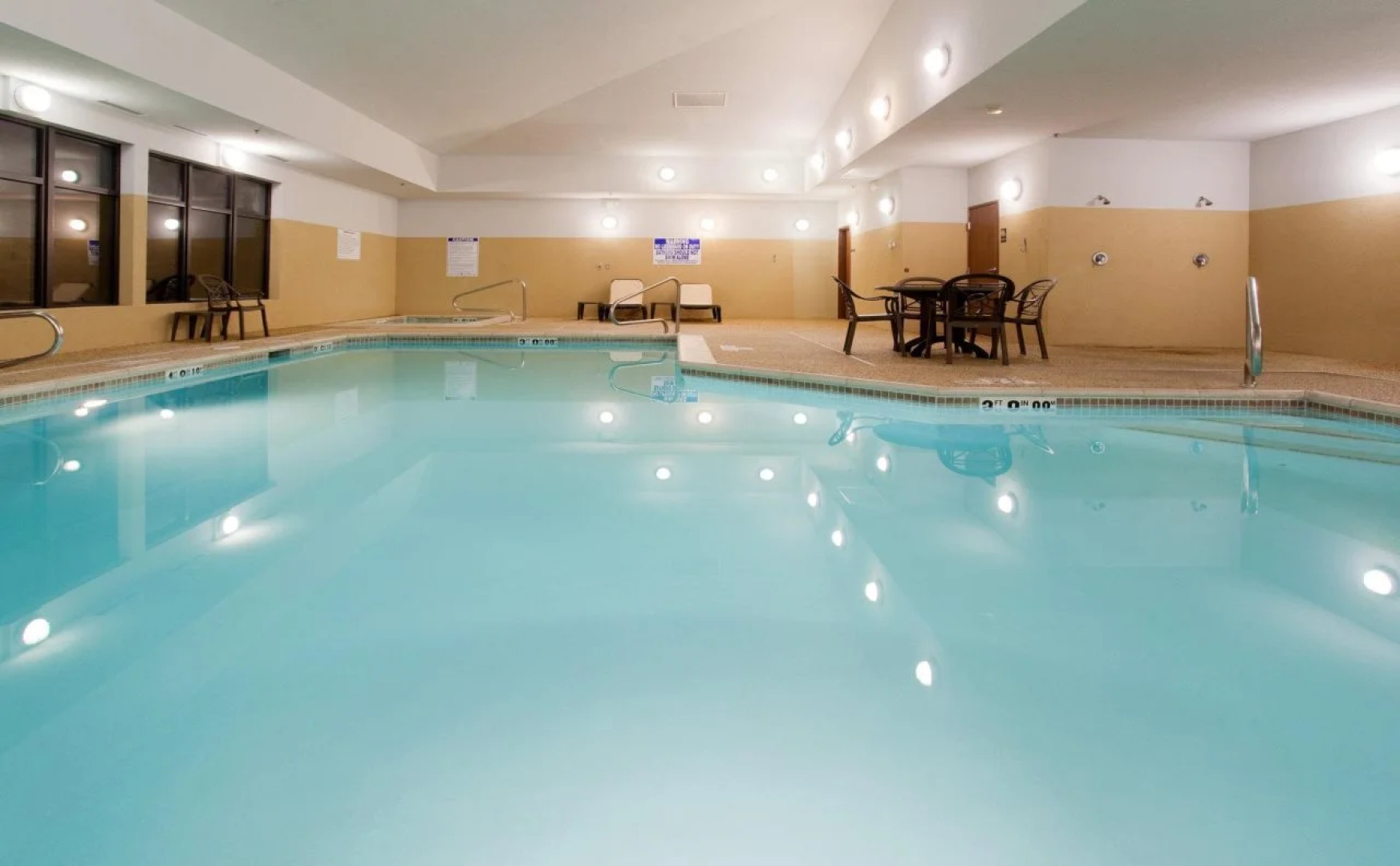 Holiday Inn Express Hotel & Stes Salt Lake City-Airport East by IHG