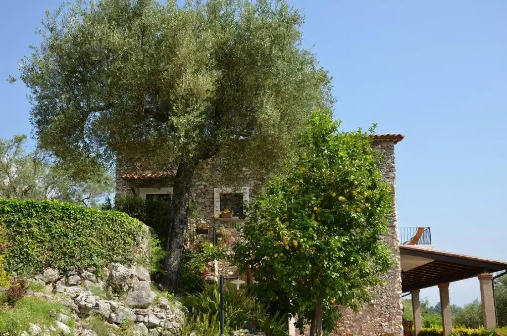 Agrestis Domus