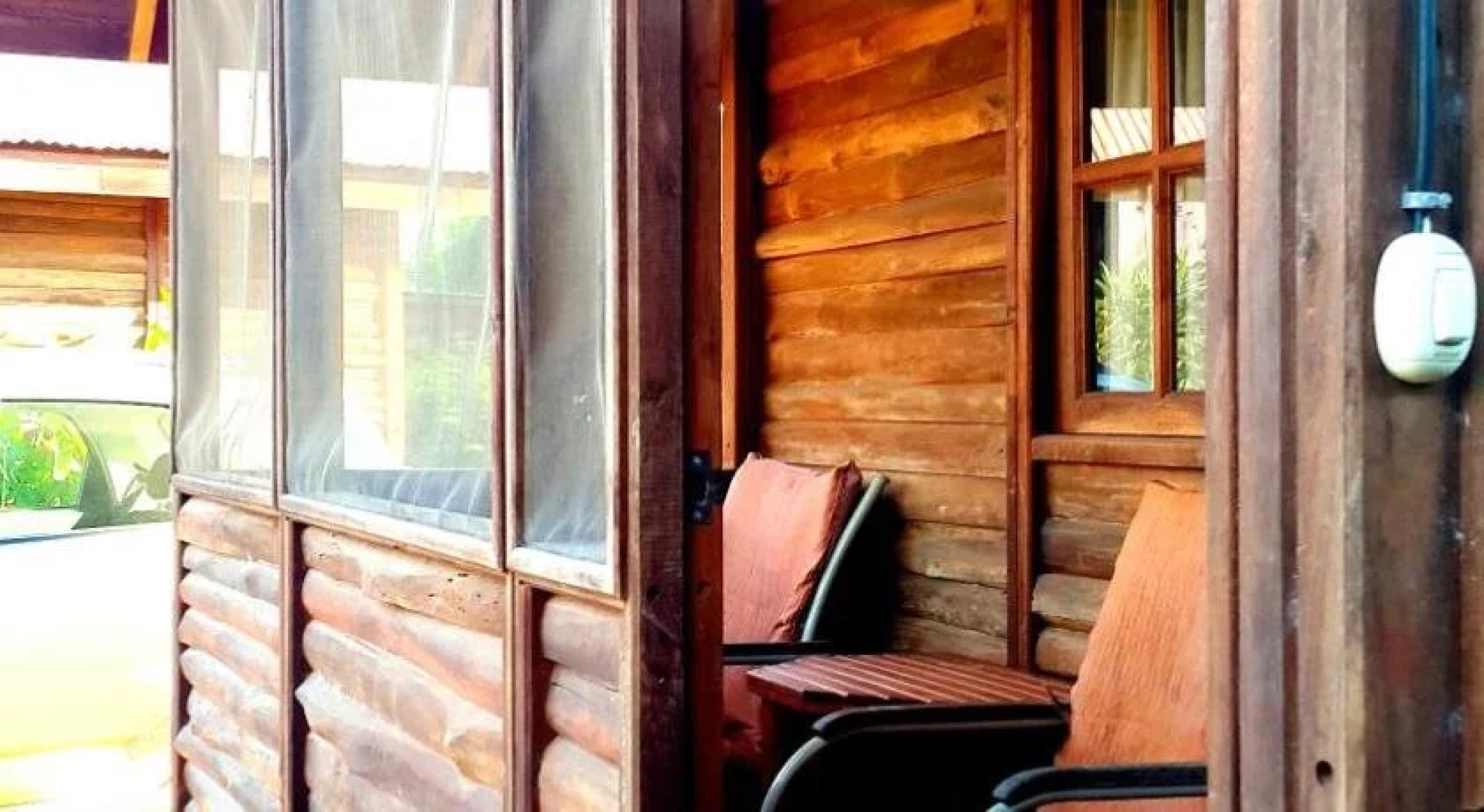 Hotel Cabanas La Teca