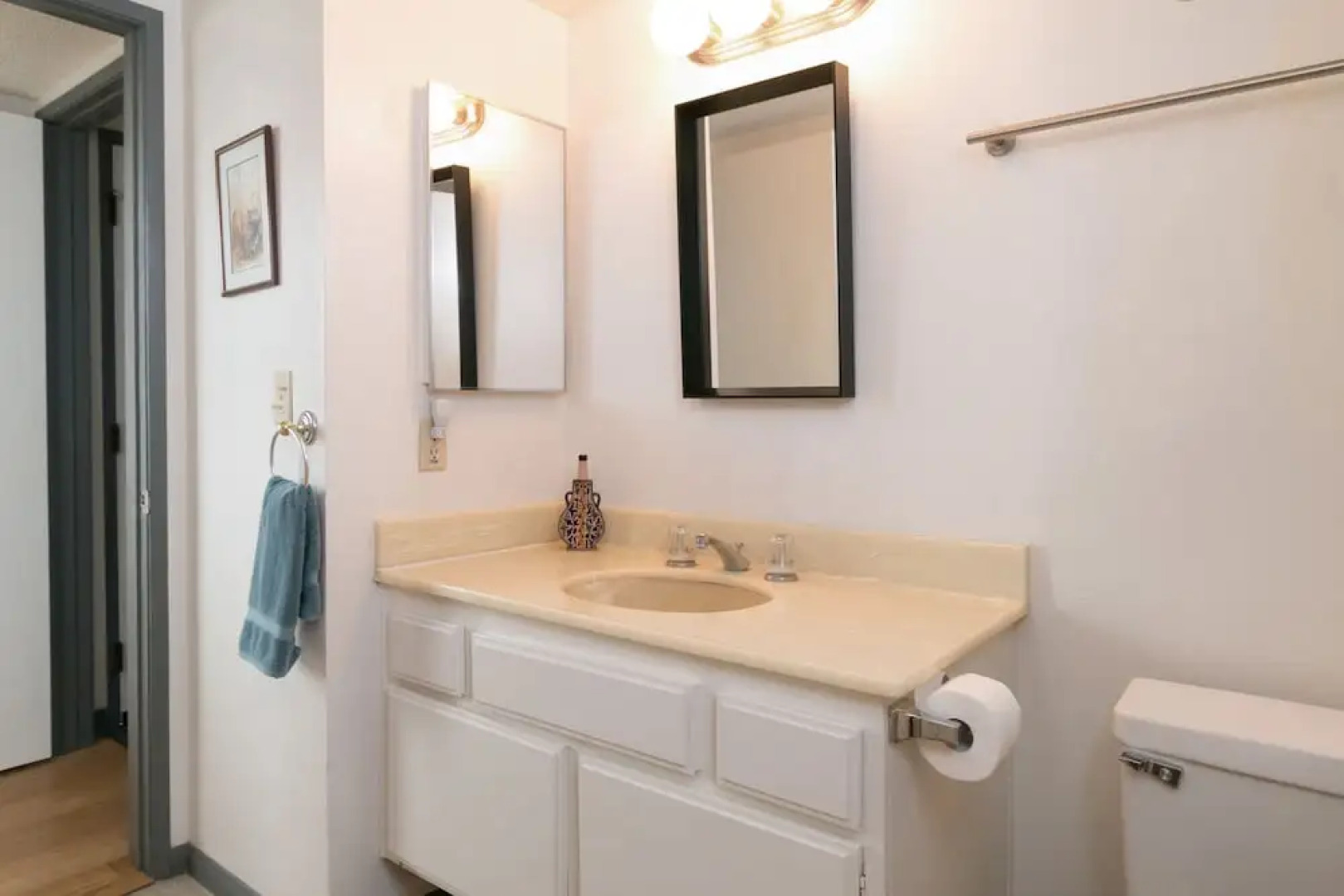 Harborside House in Oxnard by RedAwning