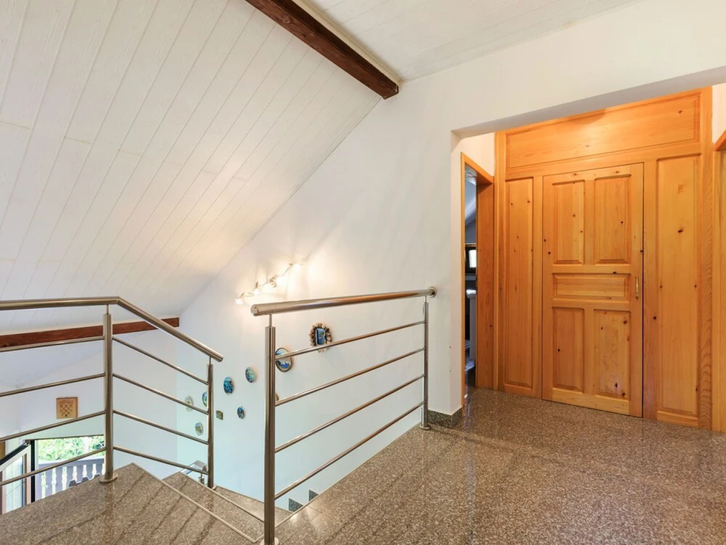 Cosy Apartment in Oto?ac With Balcony