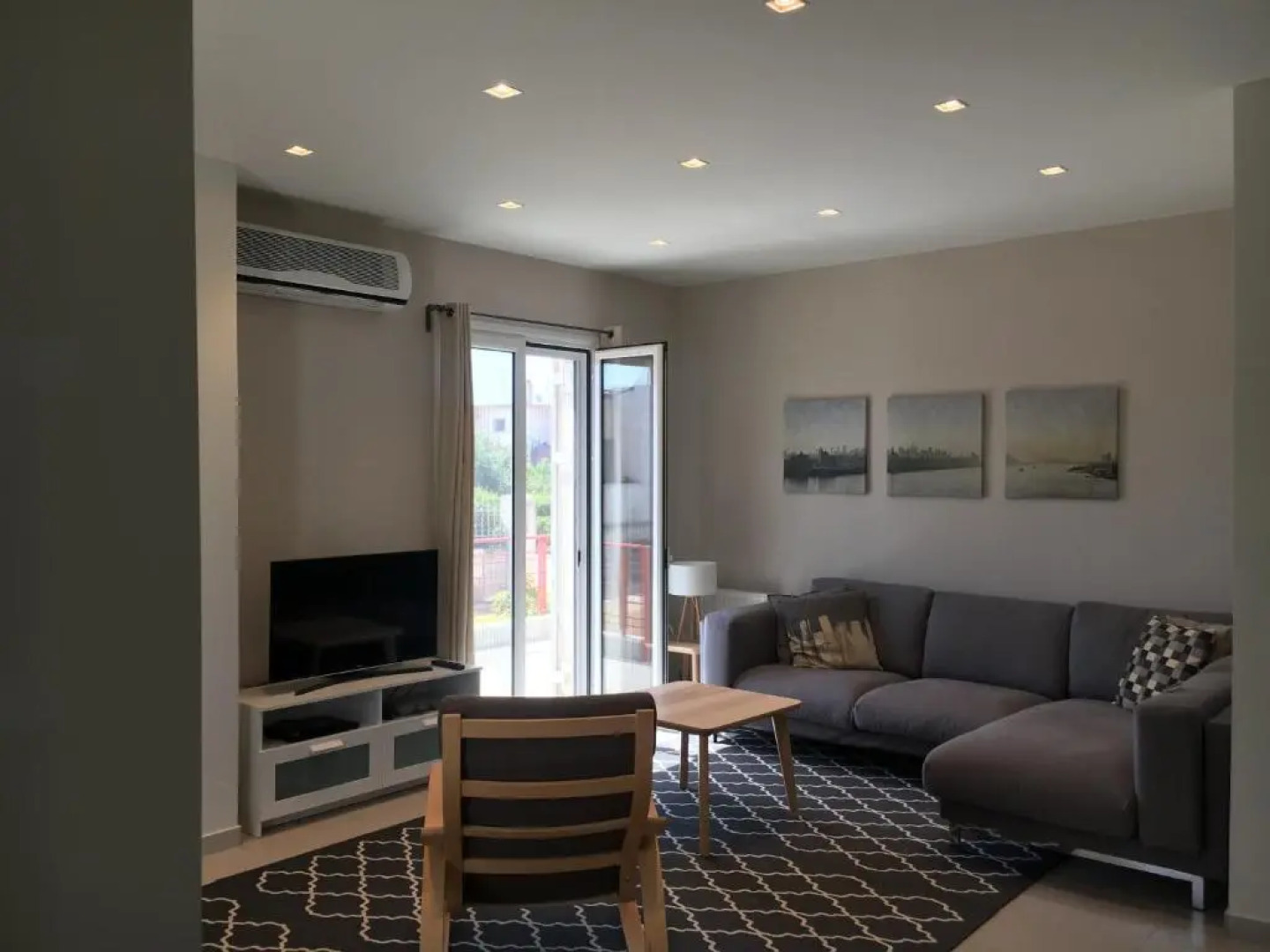 Dimitras and Thalias house