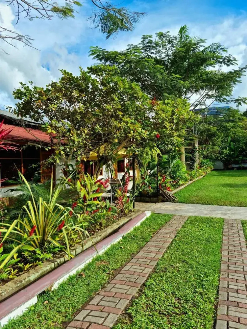 Country Club Eco - Casa Jardín