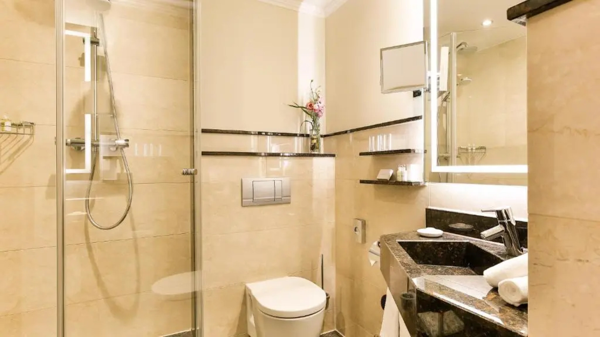 Althoff Hotel am Schlossgarten