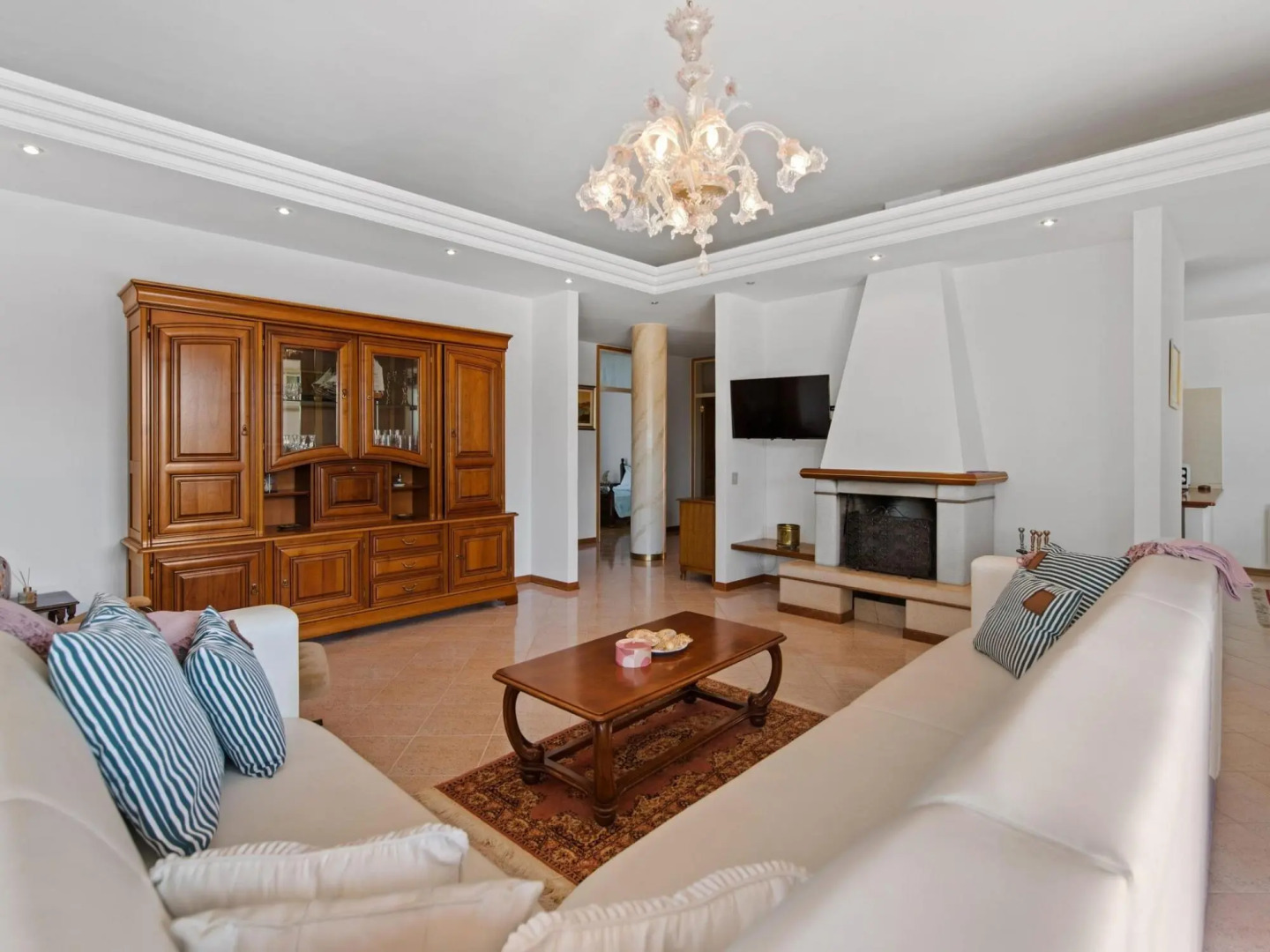 Stylish Villa in Buje With Outdoor Kitchen