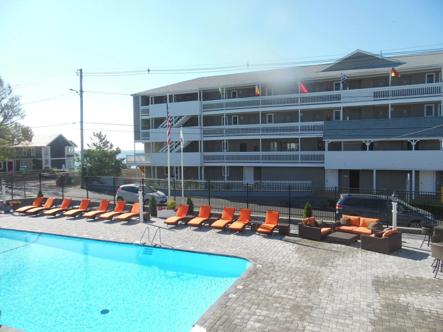 Surfside Hotel and Suites