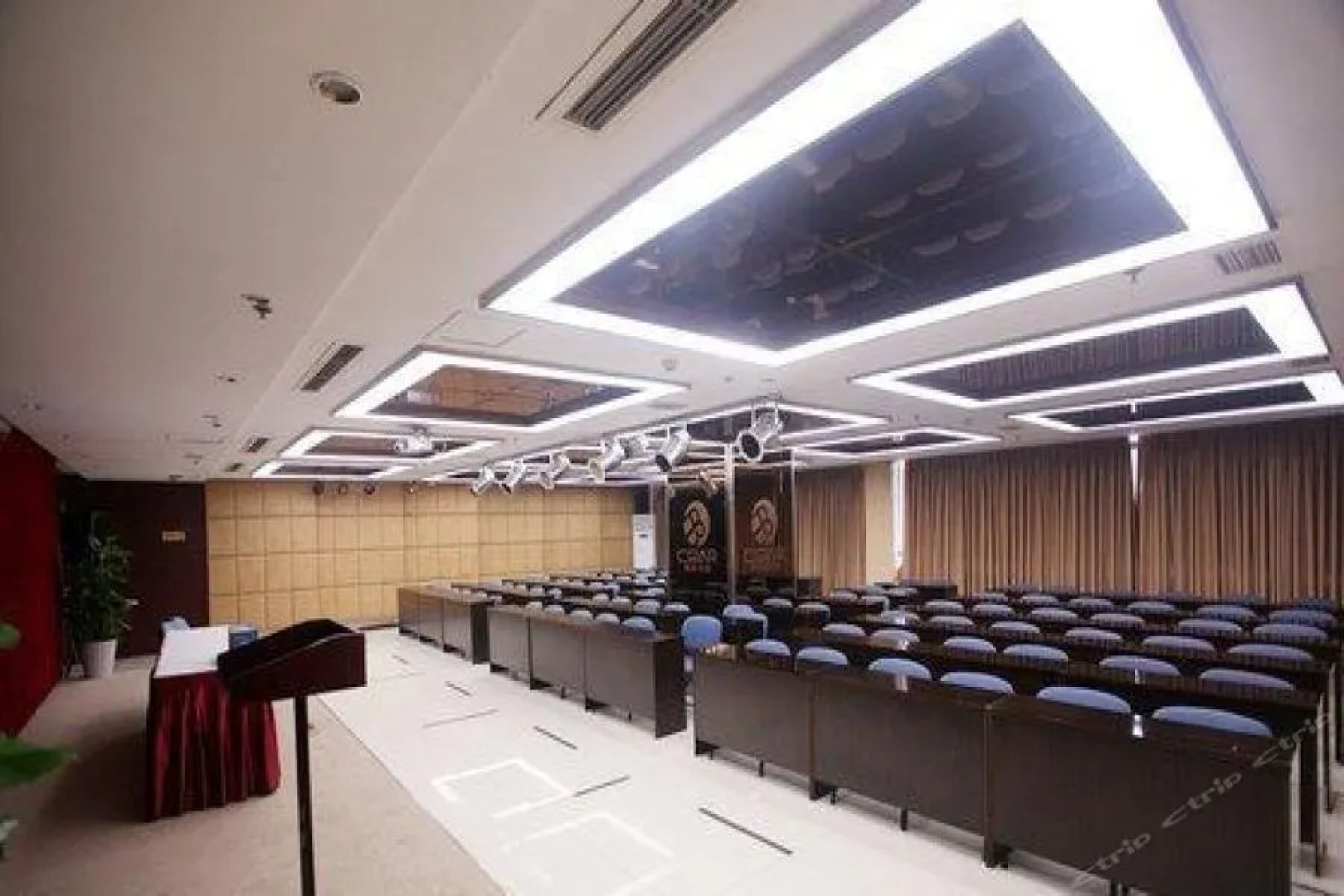 Chongqing Tianyou Hotel