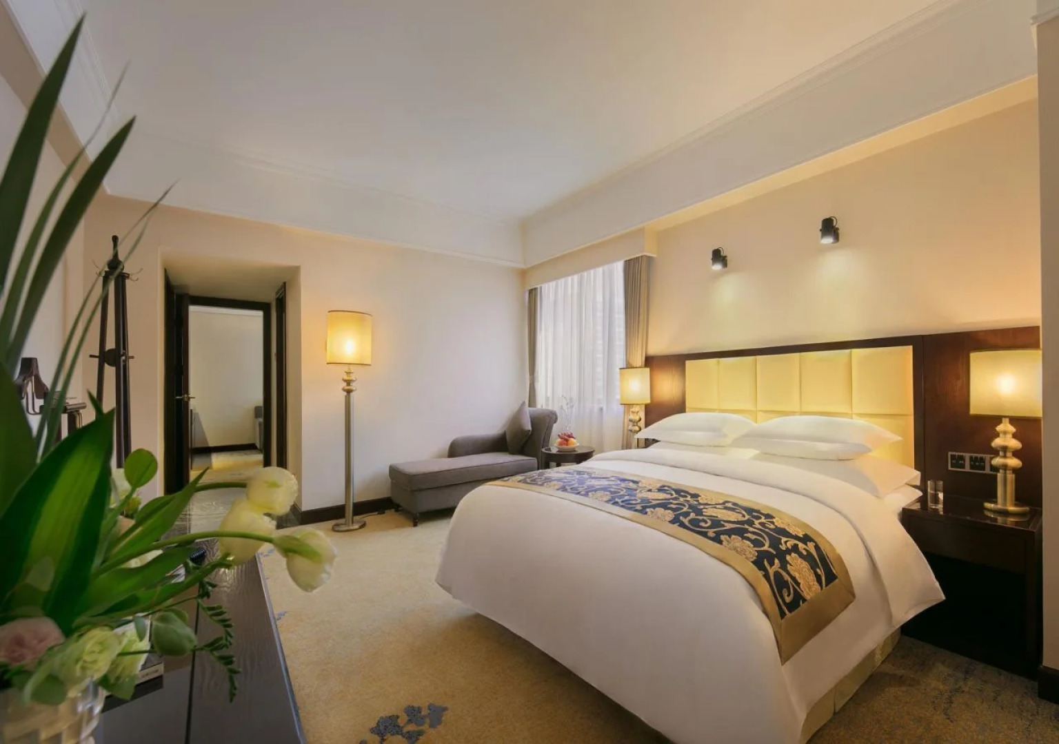 Kunming Wei Long Hotel