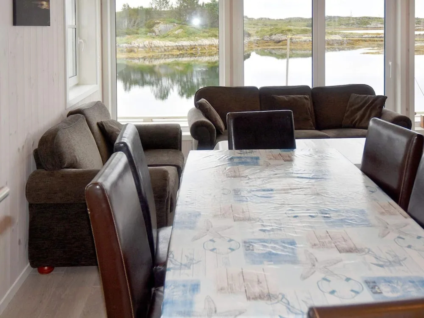 6 Person Holiday Home in Bud