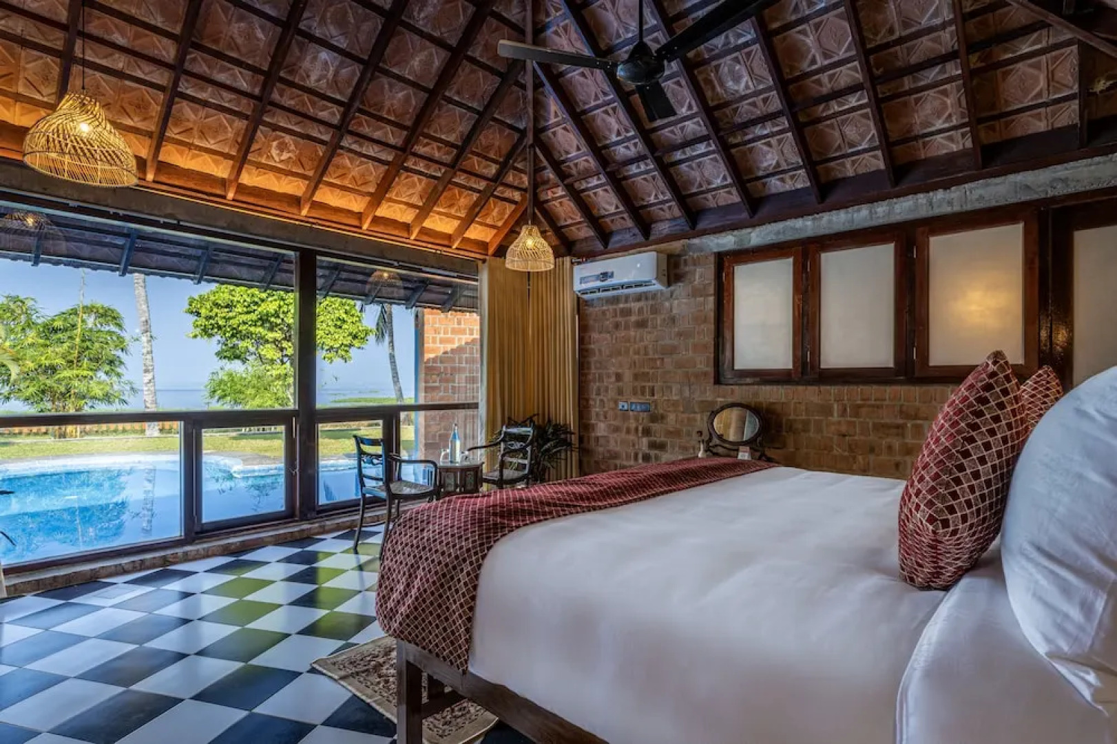 Amã Stays & Trails Lily Pad , Kumarakom