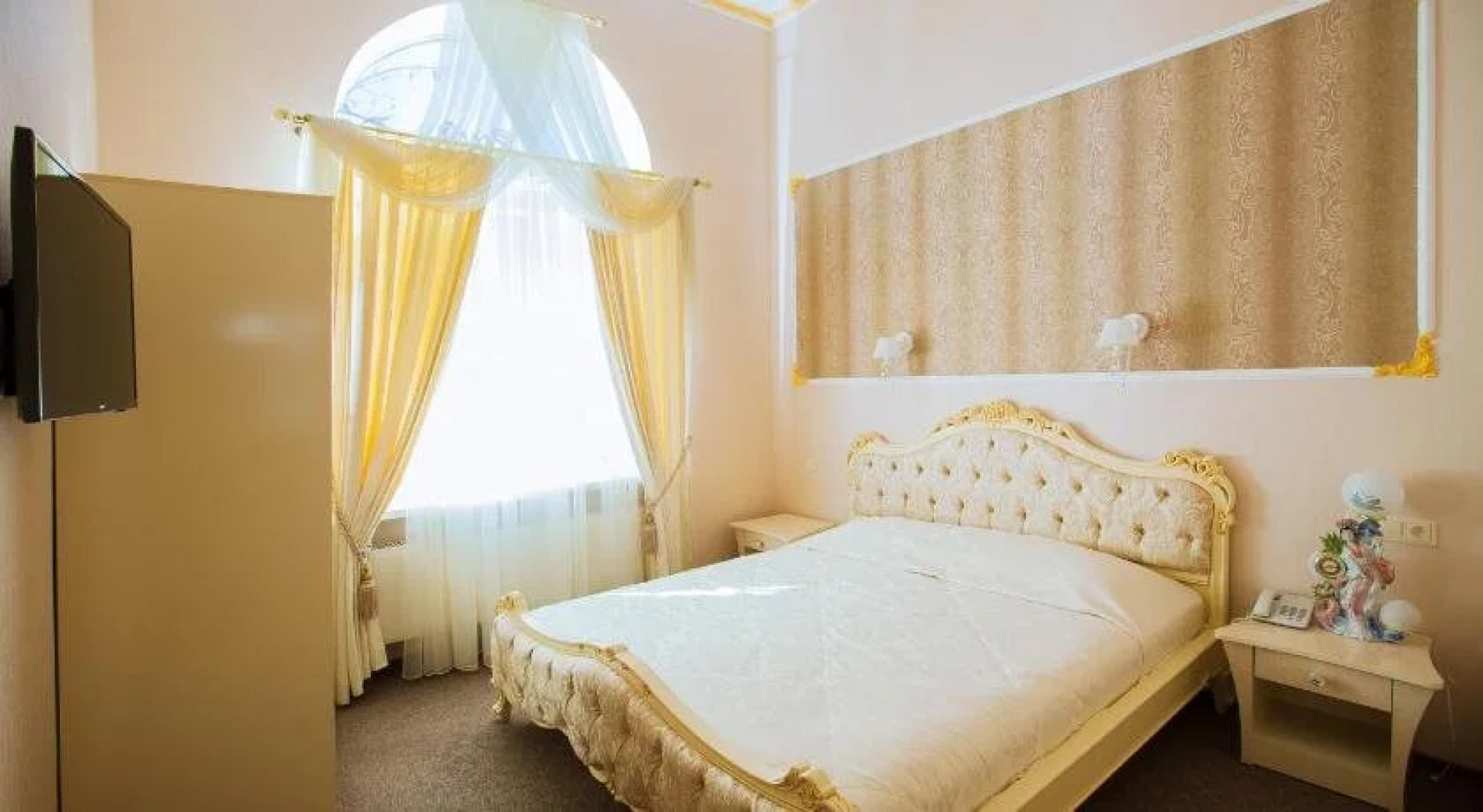 Lira Boutique Hotel