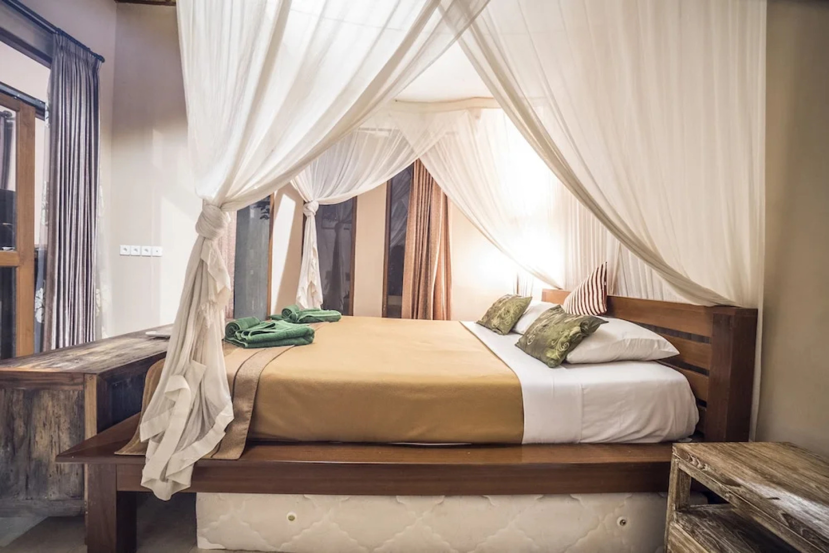 Gajah Biru Bungalows Hotel