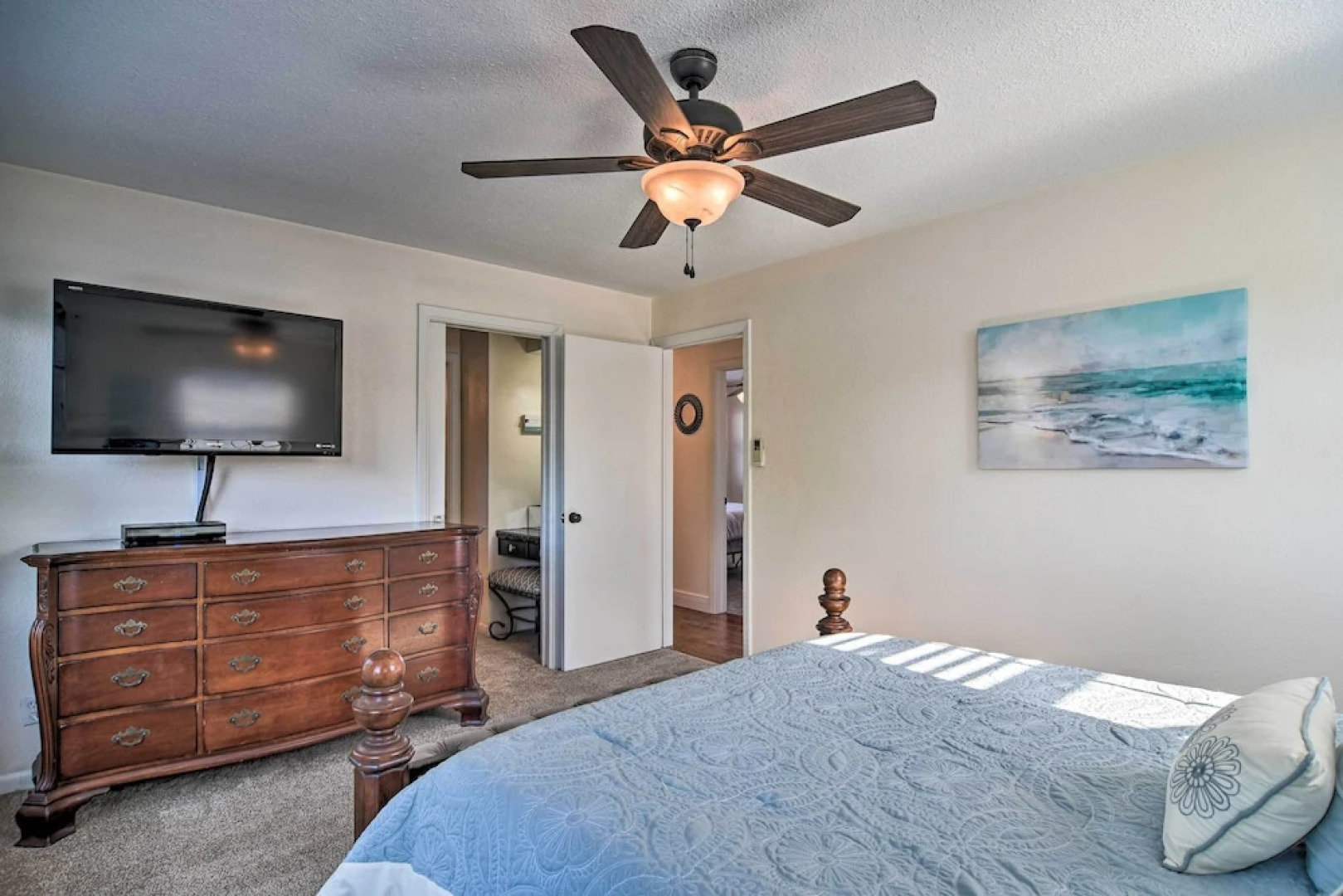 Seminole Home: 1 Mi to Indian Shores Beach!