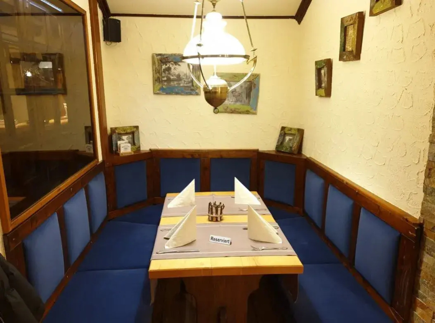 Haduloha Hotel & Restaurant