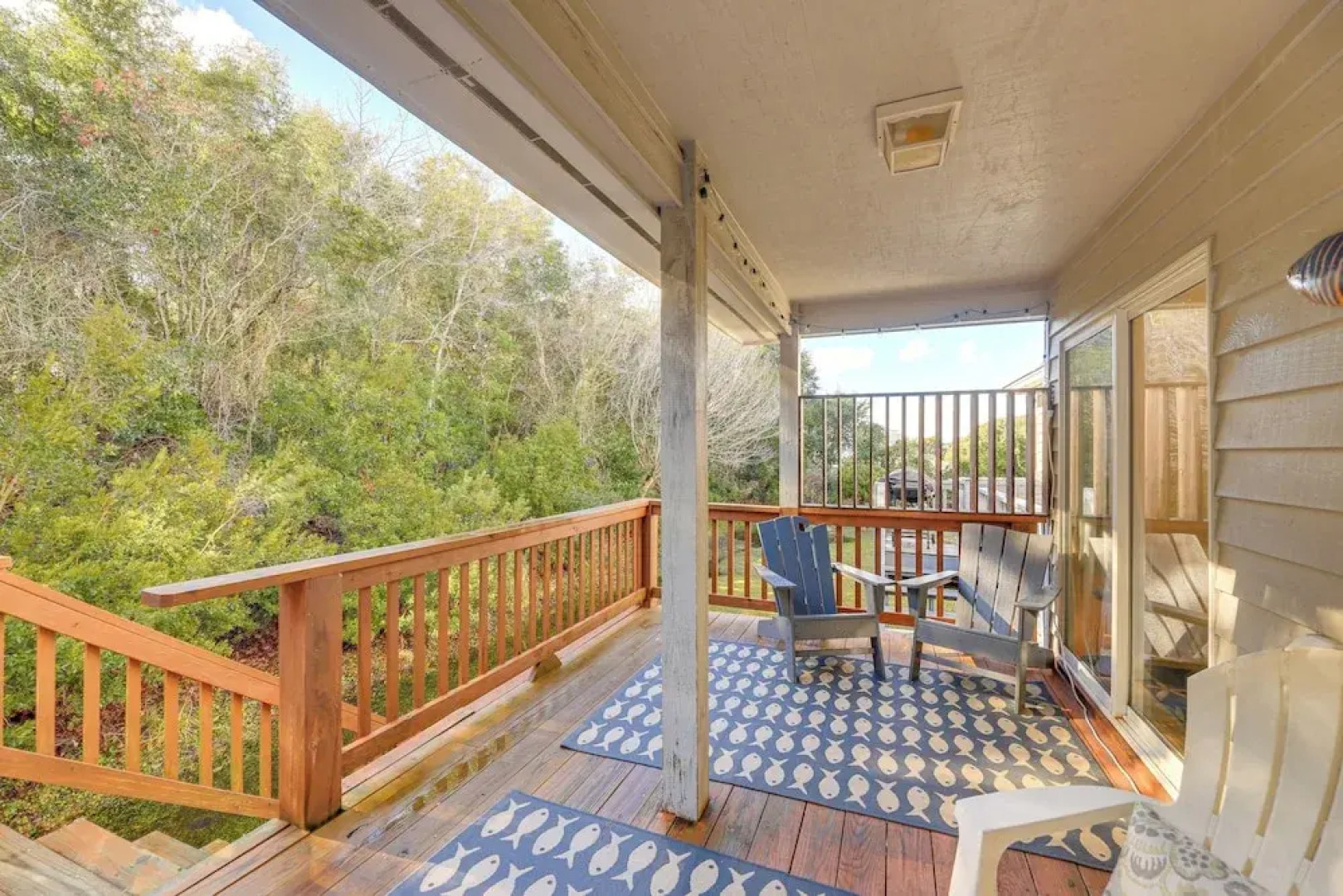 Well-equipped Emerald Isle Townhome: Pets Welcome!