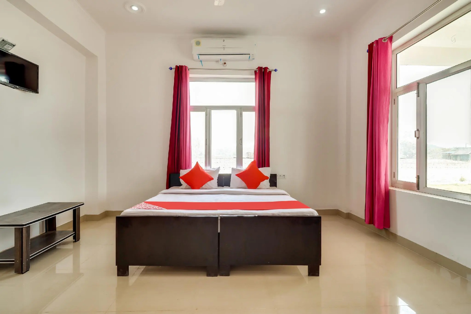 OYO 67157 Grand Jvi Resort & Marriage Lawn