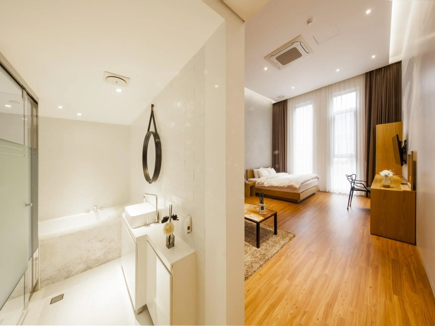 Schweizer Dorf Hotel