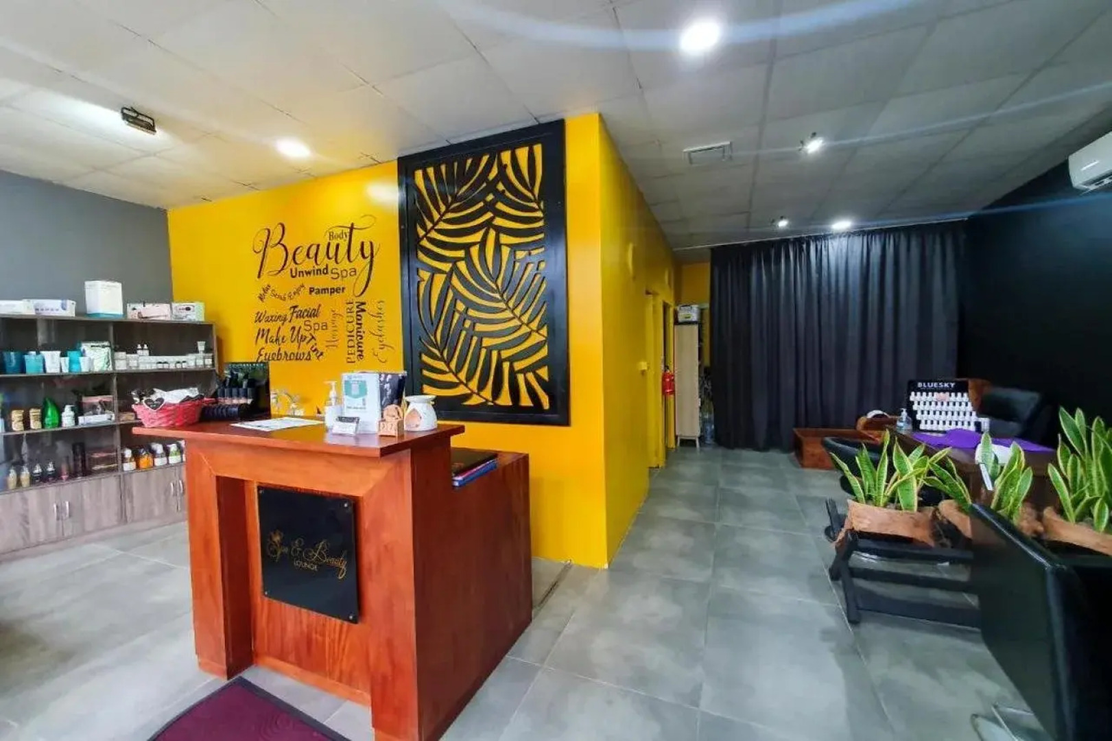 Ramada Suites By Wyndham Seafront Coral Coast