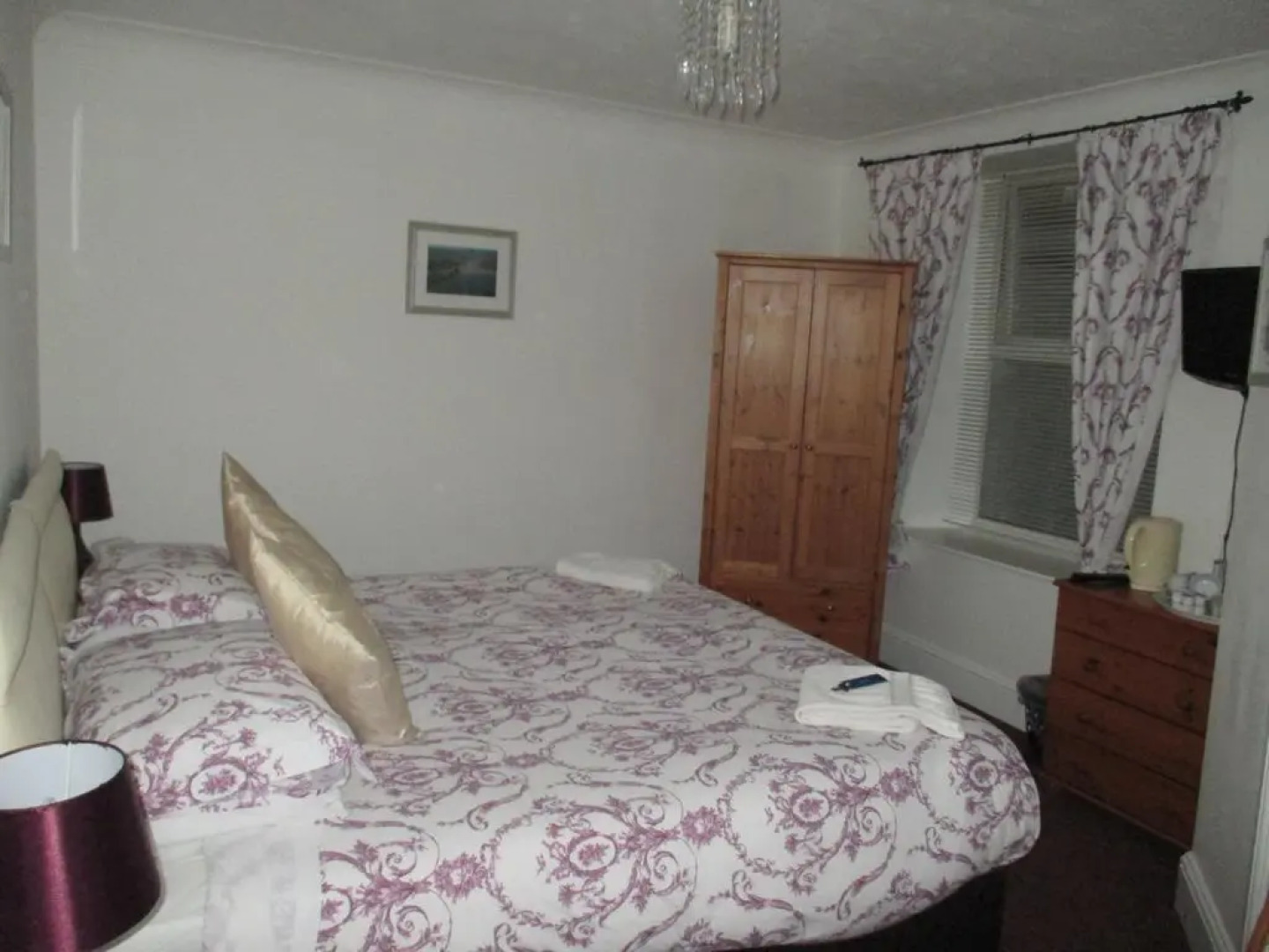 Bridgeside Guest House