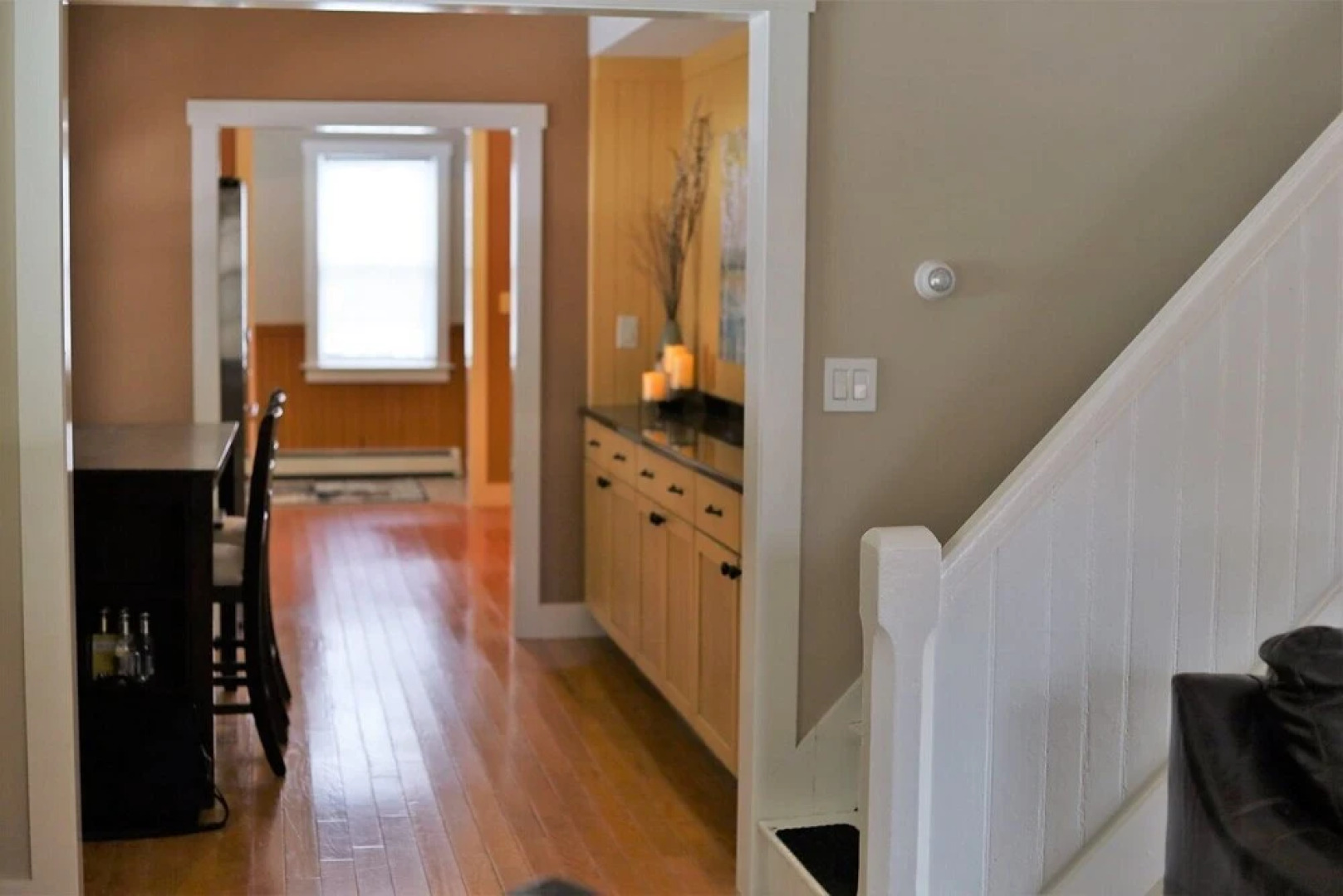 Just Listed! Pet Friendly Newly Renovated Private Home in the White Mountains Next Door to Owl`s Nest Golf Course-os227c