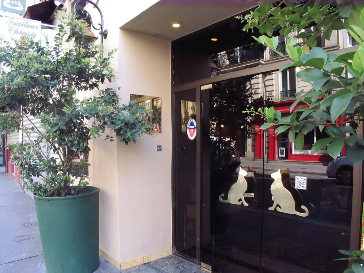 The Walled off Hotel Paris