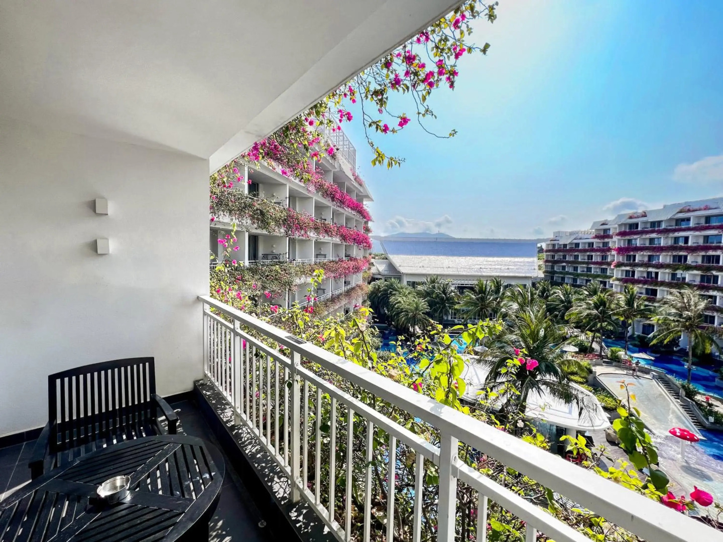 Курорт Palace Resort Yalong Bay Sanya-Villa