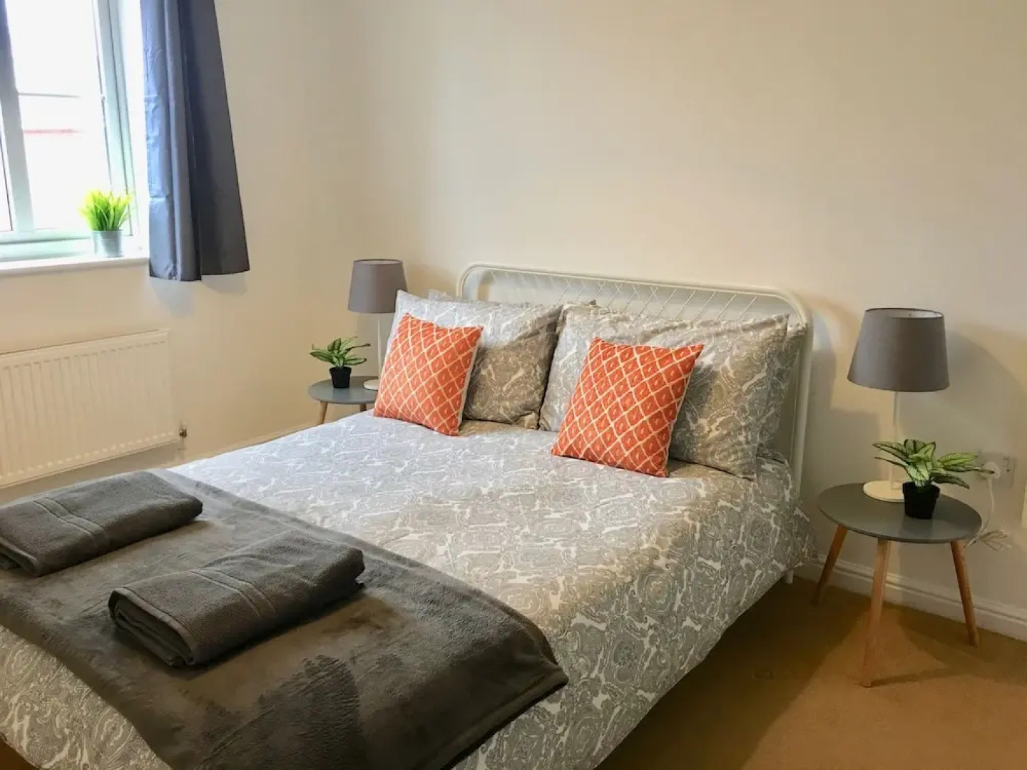 Eastleigh House near Airport