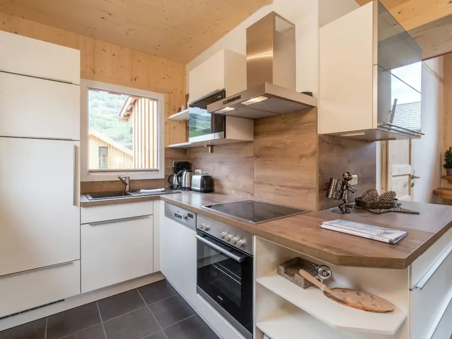 Attractive Chalet on the Slopes