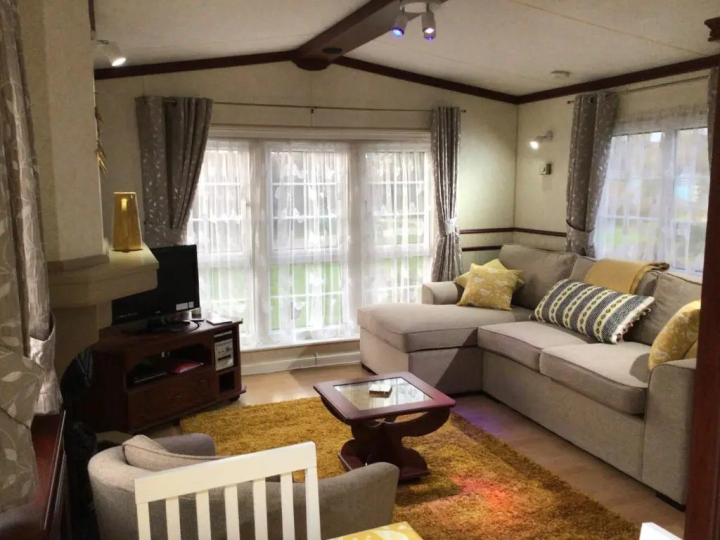 Beautiful 2-bed Holiday Home nr Kynance Cove