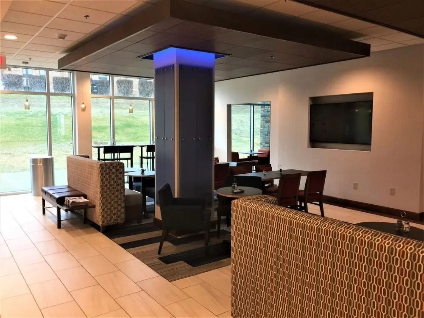 Holiday Inn Express & Suites Danville