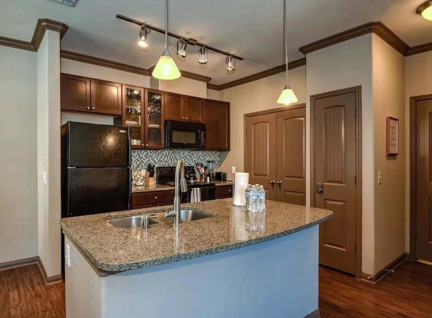 Dog-Friendly Woodlands Townhouse Near Market St.