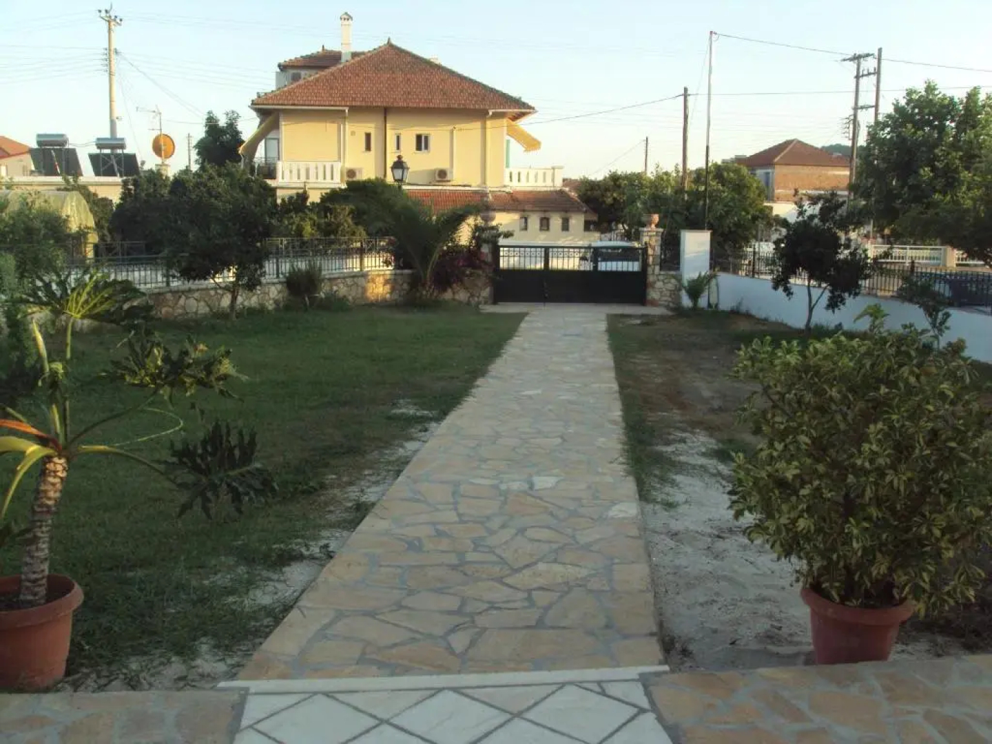 Splantza Apartments