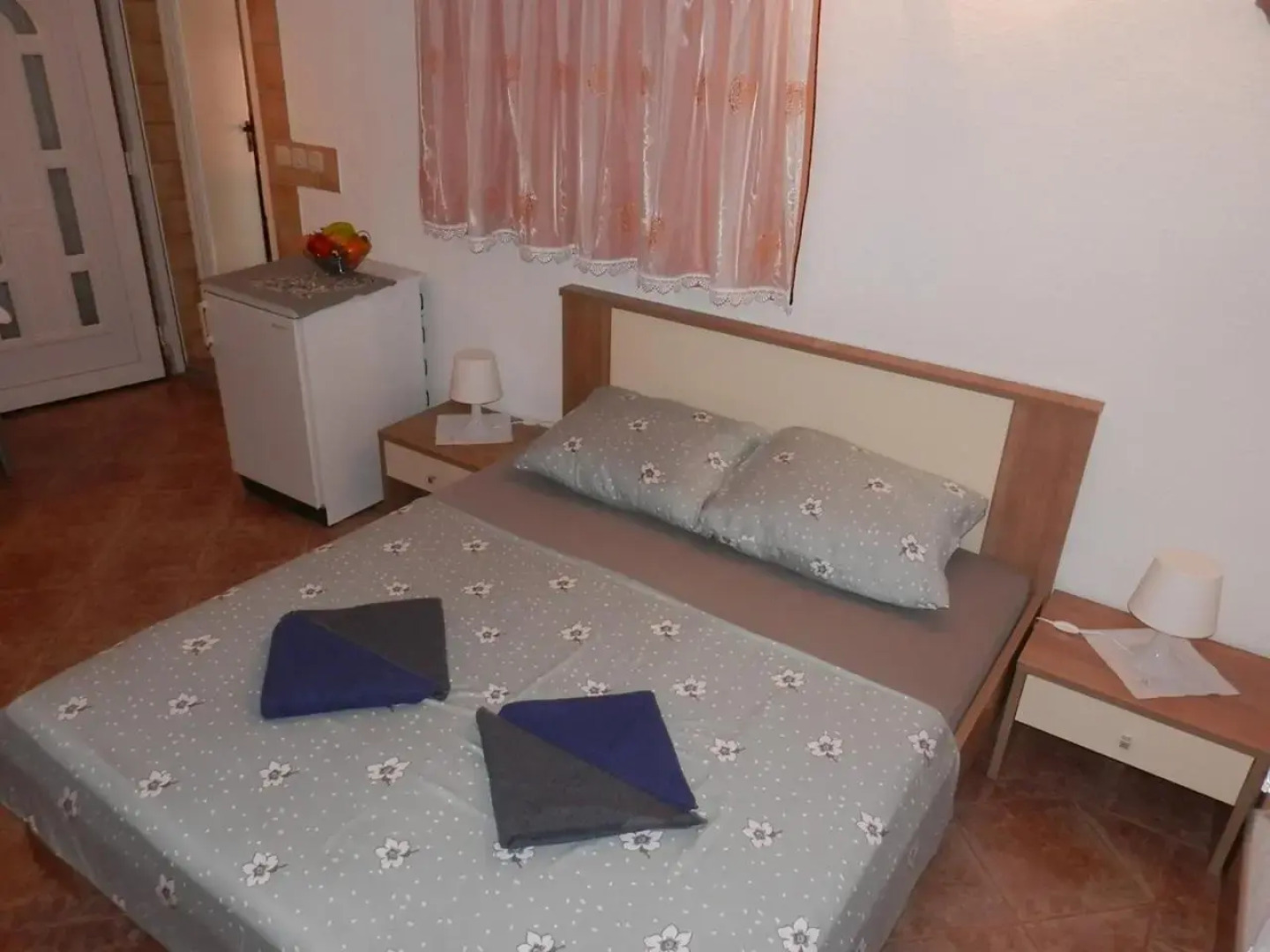 Guest House Tiho 832