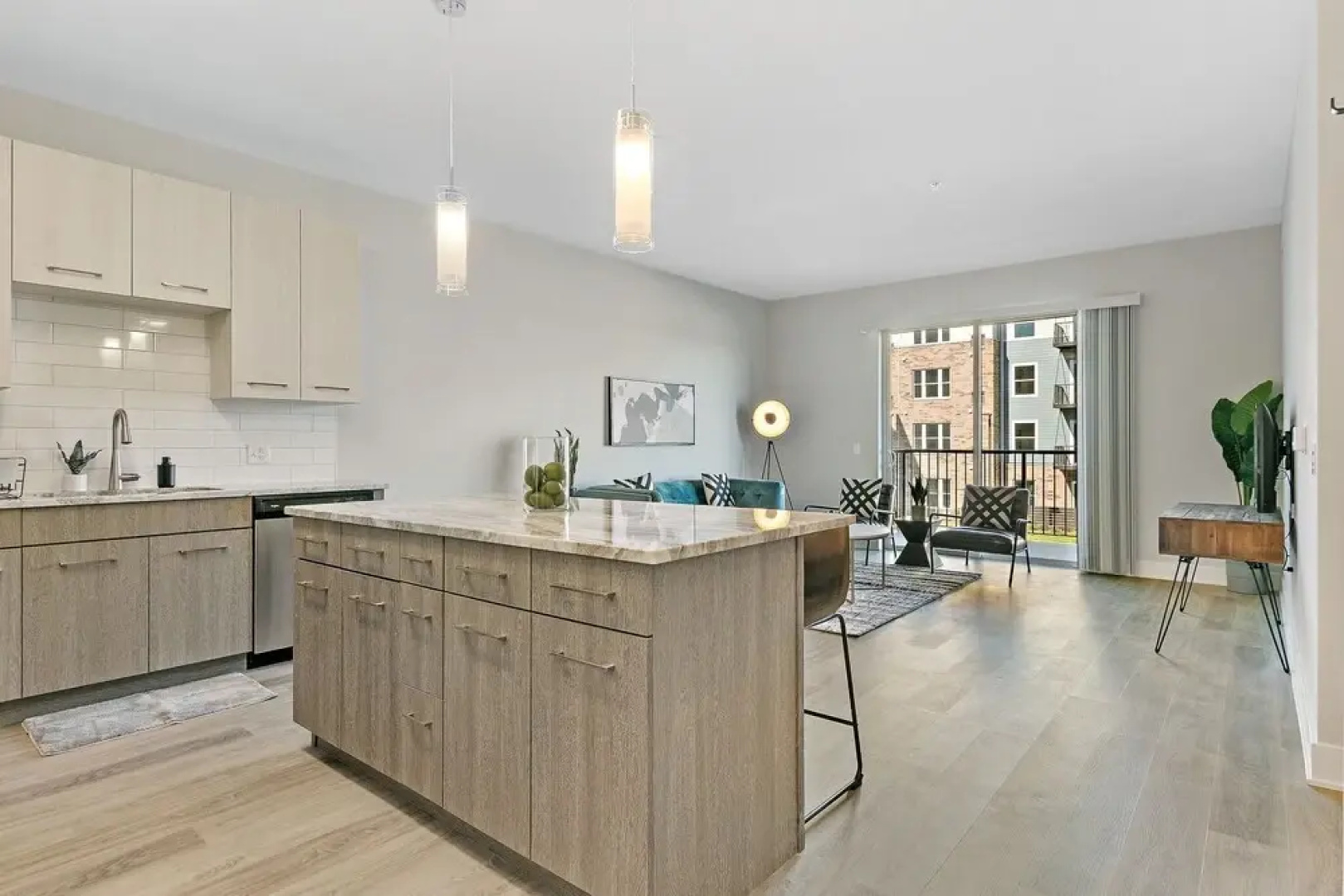 2BR Modern Living in Warrenville