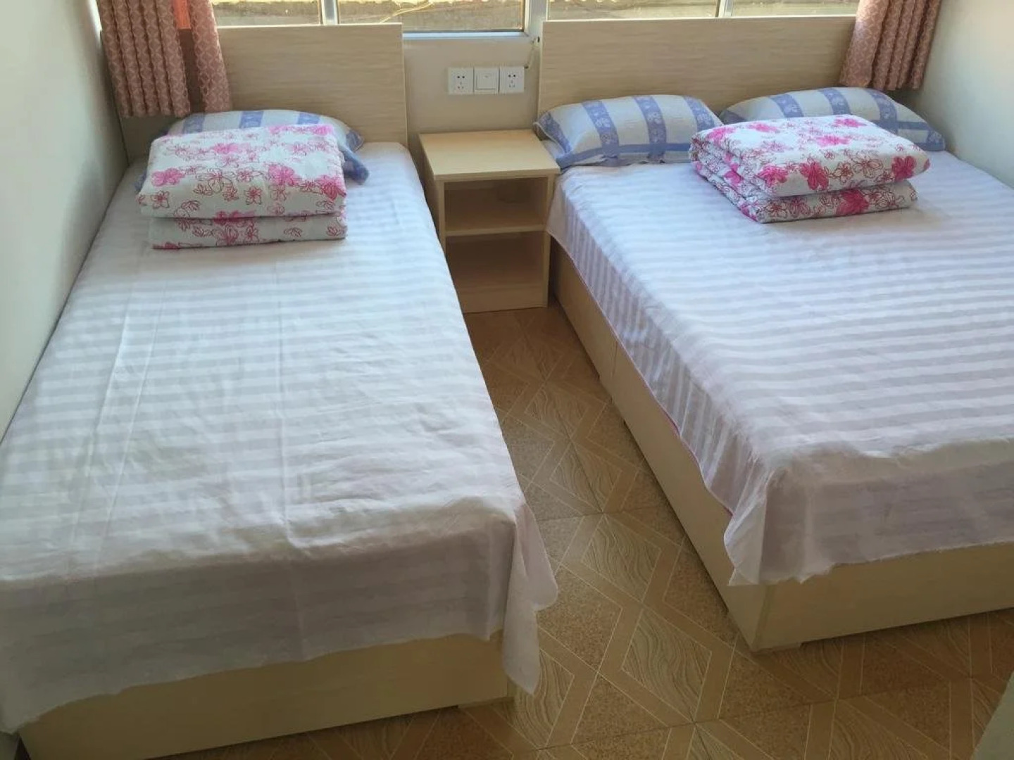 Hai Li Qun Fisherman's Family